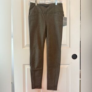 Athleta Twead Criss Cross Legging Size Medium